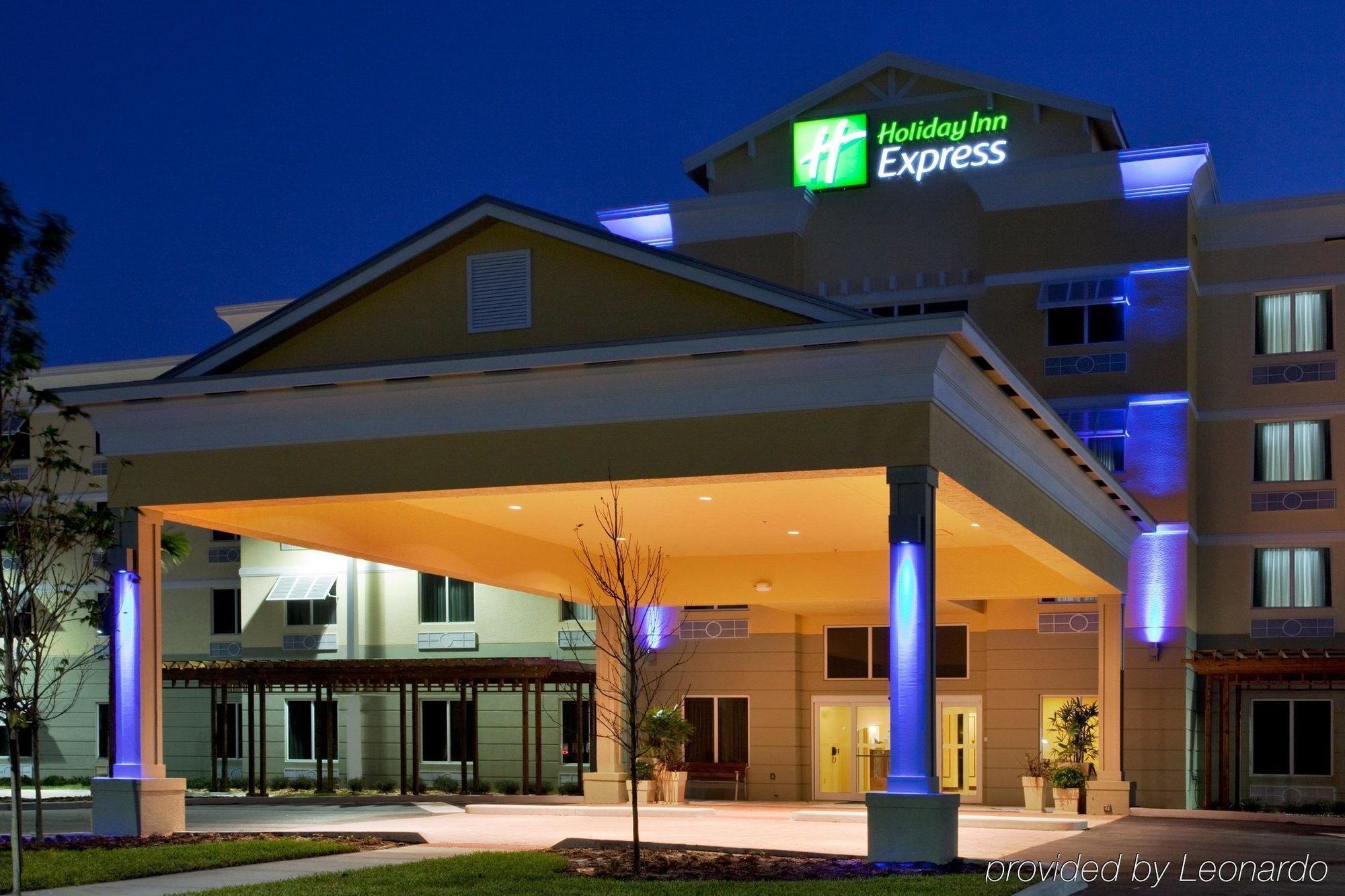 Holiday Inn Express Hotel & Suites Palm Bay By Ihg Ngoại thất bức ảnh