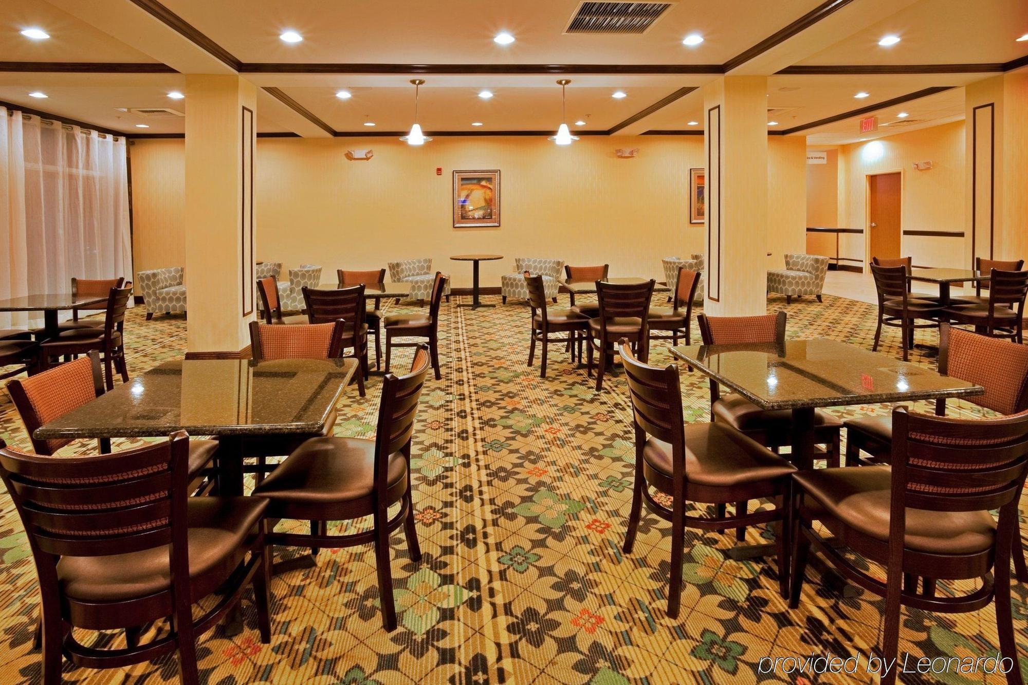 Holiday Inn Express Hotel & Suites Palm Bay By Ihg Ngoại thất bức ảnh